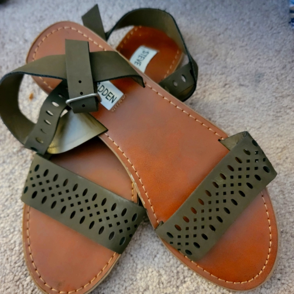 Steve madden sandals